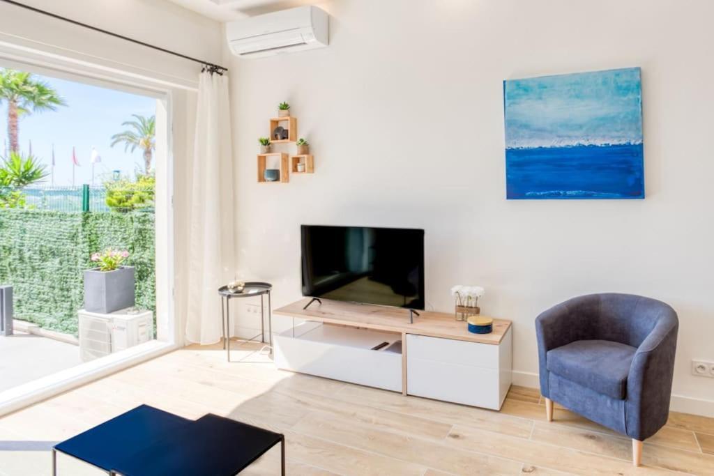 #43 Design Studio Terrace Ac Wifi Sea View 1Min Beach Νίκαια Εξωτερικό φωτογραφία